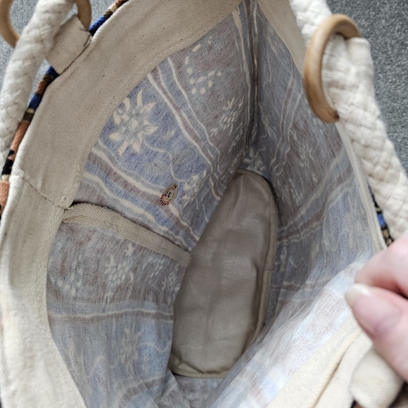 Canvas Giraffe and Turtle Bag - Picture 10 of 11